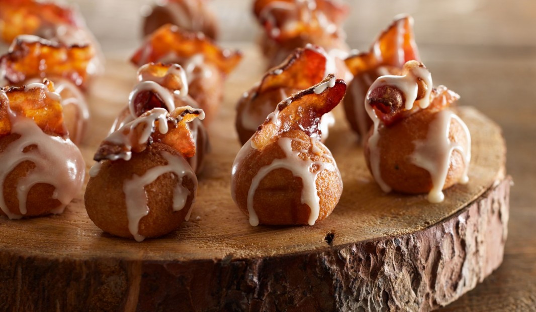Maple doughnut holes with caramelized bacon 