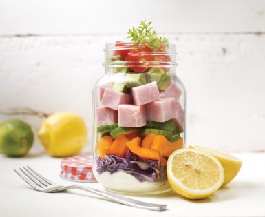 Salade en pot aux légumes et jambon Olymel